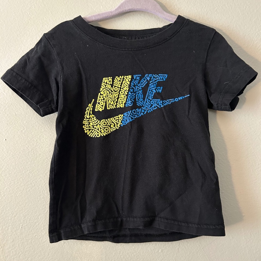 2T Nike shirt